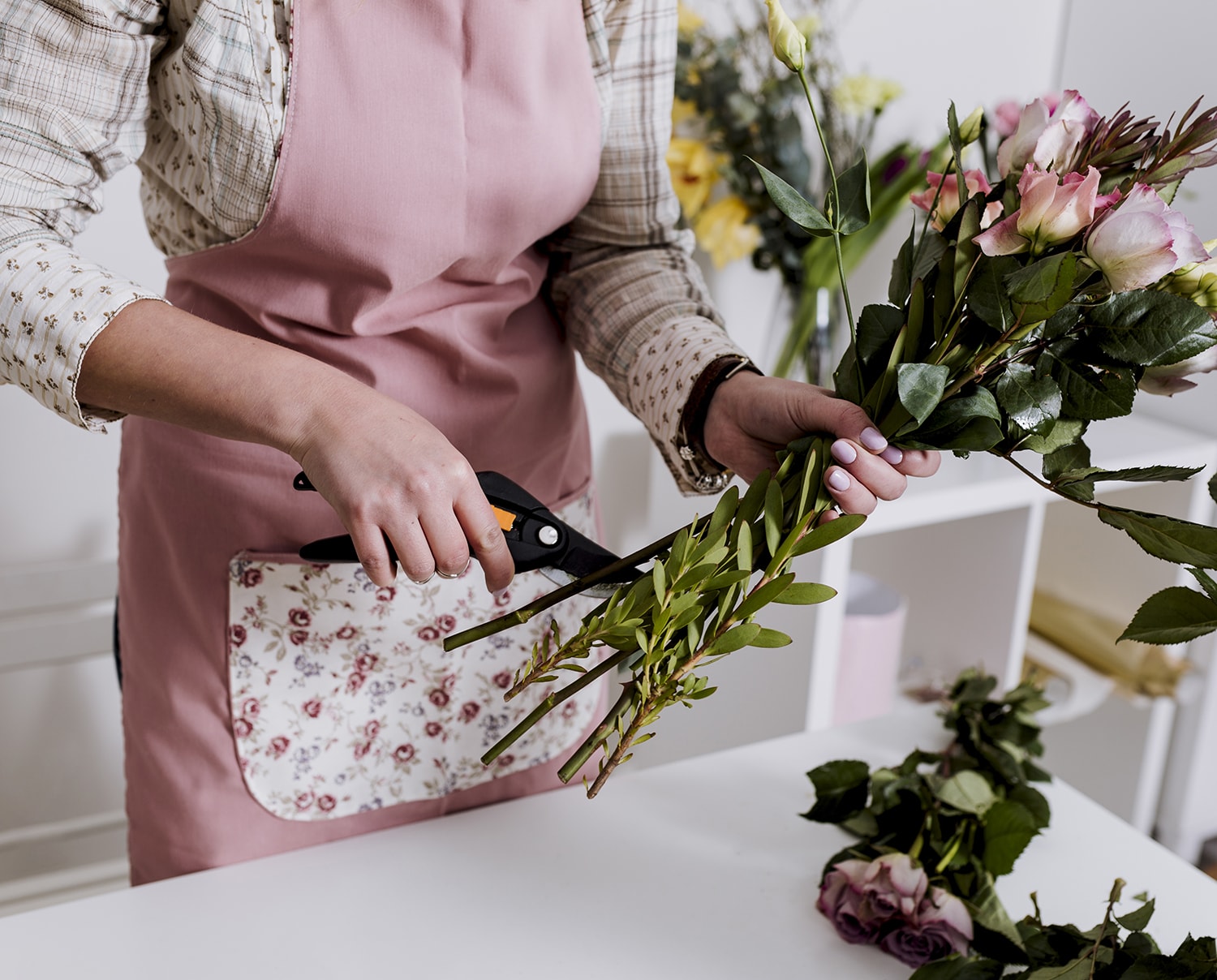 Доставка цветов в Ульяновске | Купить букет недорого - «Flowers»